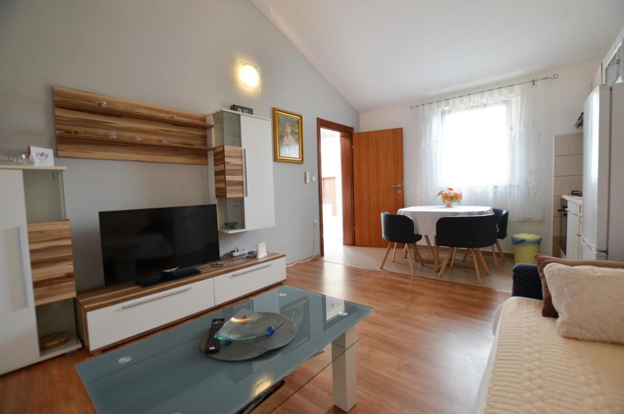 Zminj Apartments 外观 照片