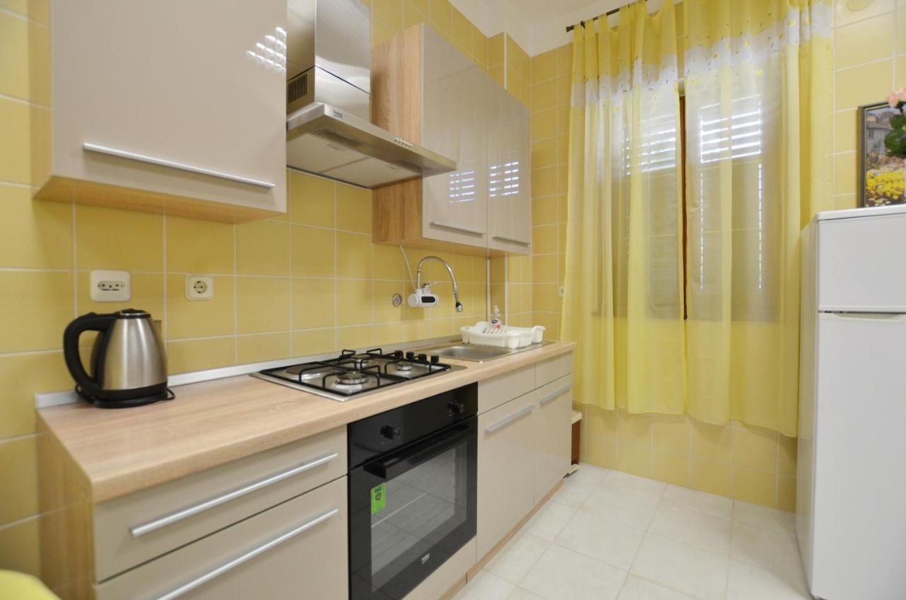 Zminj Apartments 外观 照片