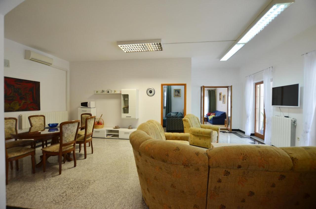 Zminj Apartments 外观 照片