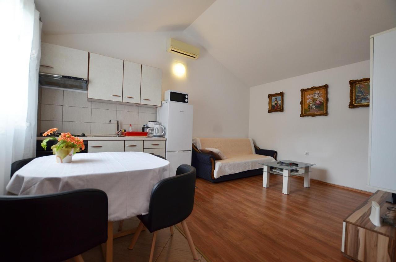 Zminj Apartments 外观 照片