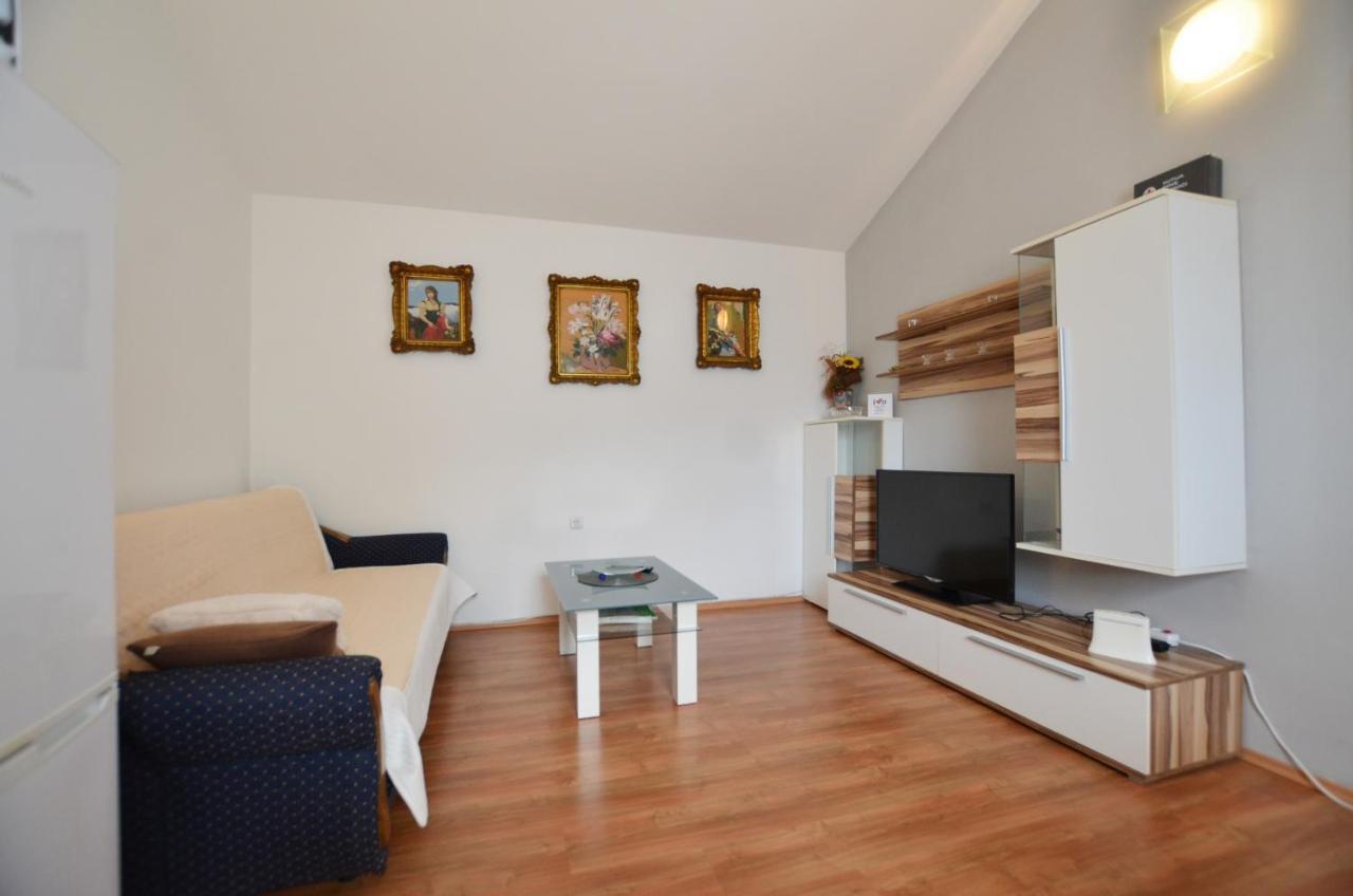 Zminj Apartments 外观 照片